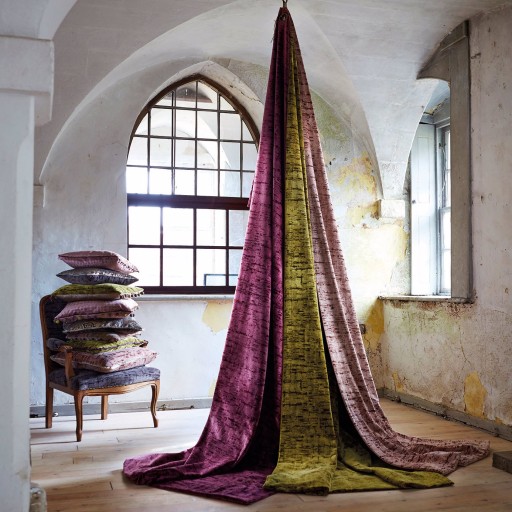 Ткань Harlequin fabric Leonida Velvets tkani HBLV130982 