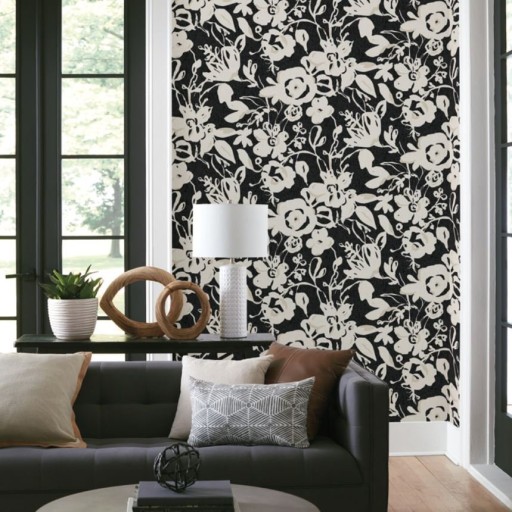 Чёрно-белые флизелиновые обои York BL1733