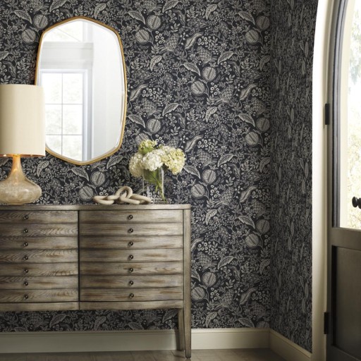 Обои чёрные, флизелиновые York RP7389